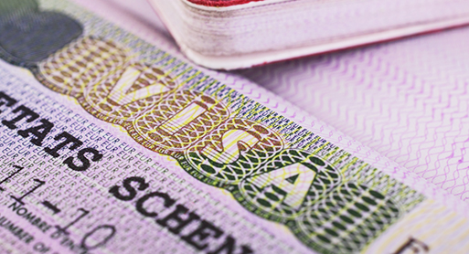 New USCIS Signature Rule Could Put Immigration Filings at Risk